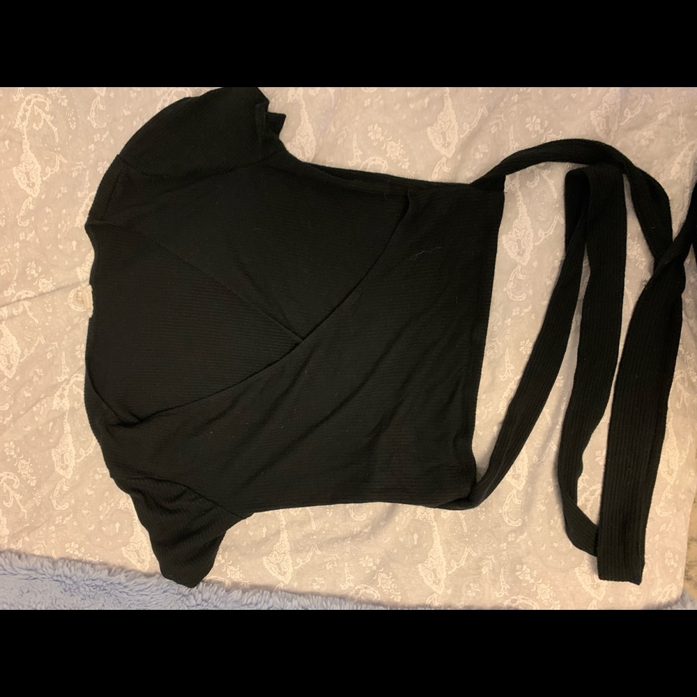 V cut cropped t-shirt